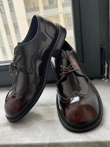 ayaqqabi: Kişi klassik ayaqqabısı – broq naxışlı, “wingtip” dizayn - Rəng: tünd — 1