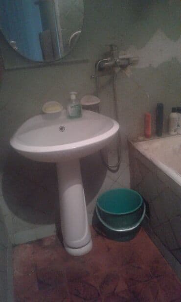 Bakı, 3 otaqlı, Köhnə tikili, m. Neftçilər, 80 kv. m — 8