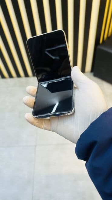 сотовый телефон fly ezzy 3: ✨ Samsung Galaxy Z Flip 4 – 256GB ✨ 📱 Qatlanan premium dizayn ⚡ Güclü — 3