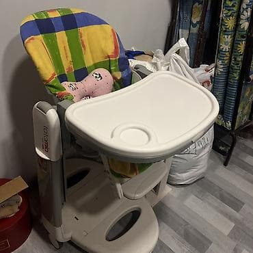 bag stol stullari: Uşaq üçün iki məhsul dəsti Yelencekde olir Iki ust yemek ustu var — 3