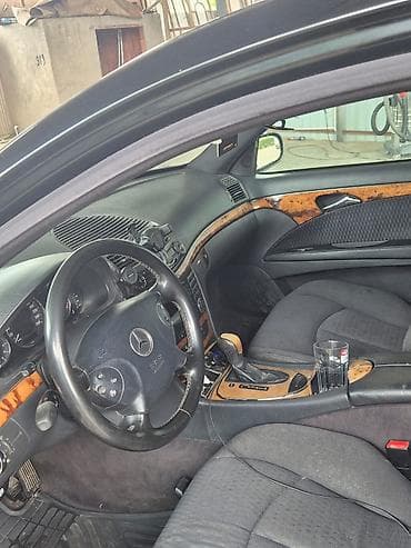 lider disk type 1 per page 40: Mercedes-Benz E-Class: 2.2 l | 2002 il Kabriolet — 8