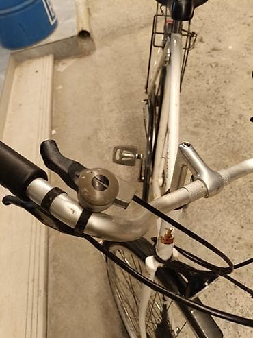 bakida velosiped magazalari: Salam alman velspdi şoşe 28 lik satram prblemi yoxdu idyal her seyi — 5