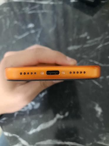 IPhone 17 Pro Max, 1 ТБ, Оранжевый — 4