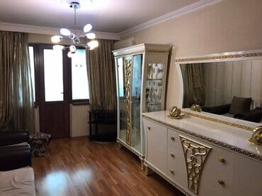 sabuncuda kirayə ev 200 azn: Xalqlar metrosuna yaxin Lacin ticarət mərkəzinə yaxin 5 mertebeli — 1