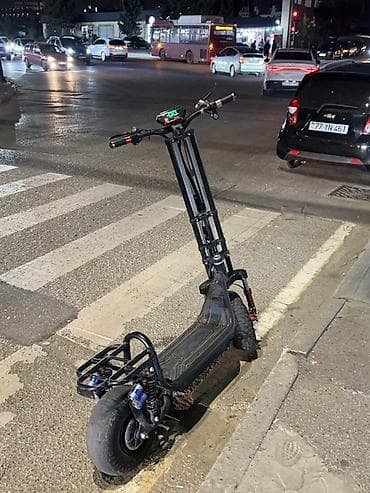 75 yamaha: Skuterin bir dene problemi var tormuz tutan yeri qırılıb başqa — 2