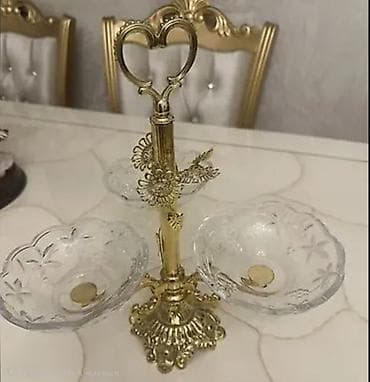 Bəzəkli şirniyyat/qənd qabı stendi - Material: Şüşə kasalar + metal — 1
