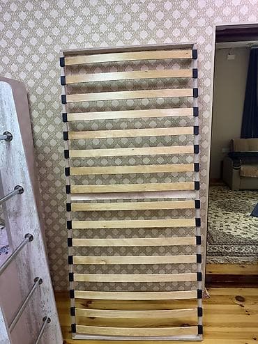 Madeyradan alınıb, 3 mertebeli kravatındır. 1 ədədi lazım olmadığı lalafo.az -da Madeyradan alınıb, 3 mertebeli kravatındır. 1 ədədi lazım olmadığı