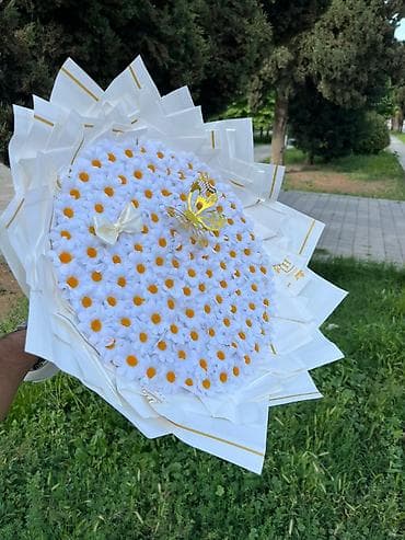 Buket – mini çobanyastığı kompozisiyası - Həcmi böyük, dairəvi forma