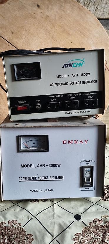 acar dest: AC Gərginlik Stabilizatorları – 2 ədəd 1) JONCHN AVR-1500W - Tip: AC — 1
