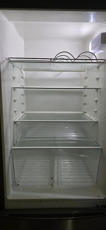 Mətbəx texnikası: 2 qapılı Zanussi Soyuducu Satılır, rəng - Gümüşü — 2