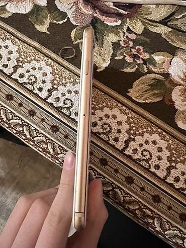 Аудиотехника: IPhone 8, Золотой, Битый — 3