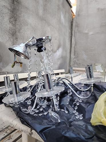 sederek ticaret merkezinde cilciraqlar: Çılçıraq, 8 lampa, Xrustal — 2