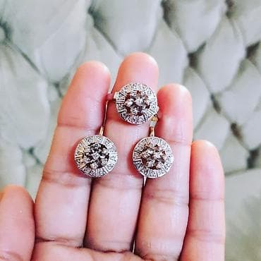 Çantalar: Dəstə daxildir: Üzük, Sırğa, Sarı qızıl, 750 Əyar — 4