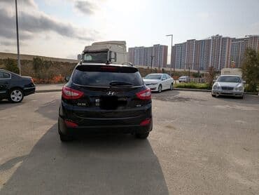 şlanq satışı: Hyundai ix35: 2 l | 2014 il Krossover — 13