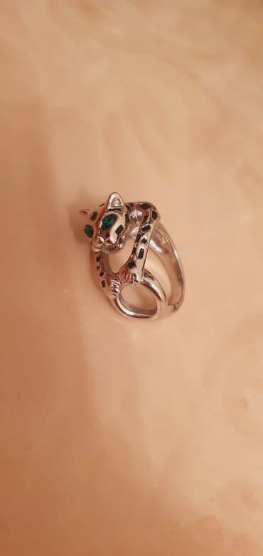 zumrud qaşlı uzuklər: Uzuk polad — 3