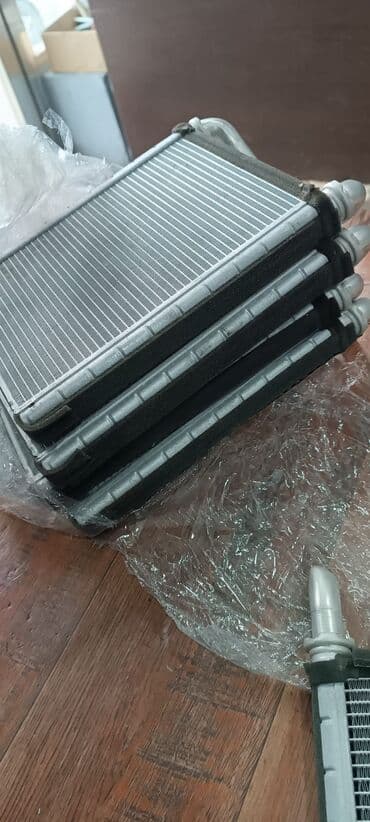 radiator barmaqliq: Toyota prius pecin radyotoru orginal — 1