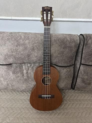 ukulele: Ukulele — 1