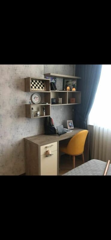 детская парта со стульчиком: Для девочки и мальчика, Новый, С выдвижными ящиками, Письменный стол, Без стульев — 3