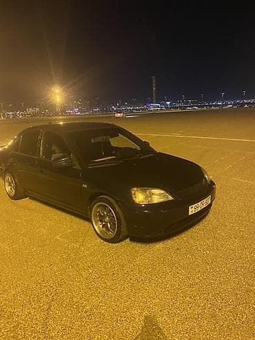 klas 6: Honda Civic: 1.6 l | 2003 il Sedan — 6