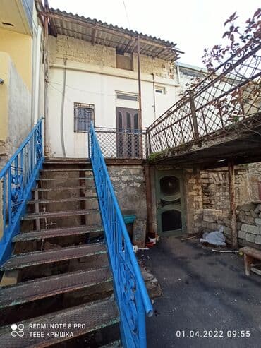 2 mərtəbəli: Balaxanı qəs. 3 otaqlı, 72 kv. m, Orta təmir — 6