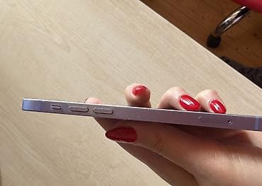 mini telfon: IPhone 12 mini, Göy — 4