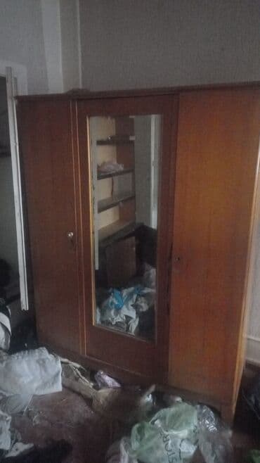 Ev üçün digər mallar: Açılan, 3 qapılı Düz dolab, Qarderob, paltar dolabı — 3