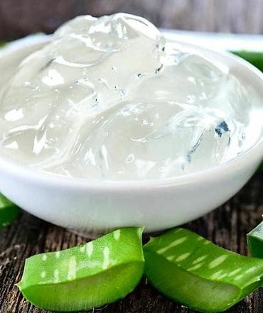 hidrogel: Aloe vera jelesi ( geli ).Aloe vera bitkisinin daxilindəki geldən — 3