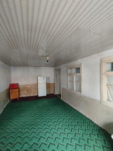 ucuz heyet evi: Ikimərtəbəli həyət evi və geniş torpaq sahəsi 6 sot 1 sot 120.000 — 8