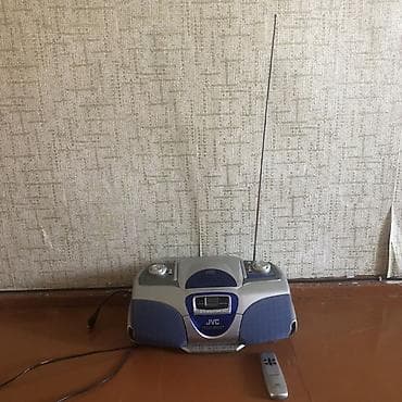 radio kaset: JVC portativ audio sistemi – CD, kaset və FM/AM radio Xüsusiyyətlər — 1