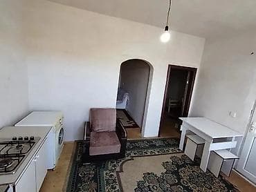 Kirayə ev verilir Yeni Suraxanida yerləşir ev 2 otaqlı həyət evi