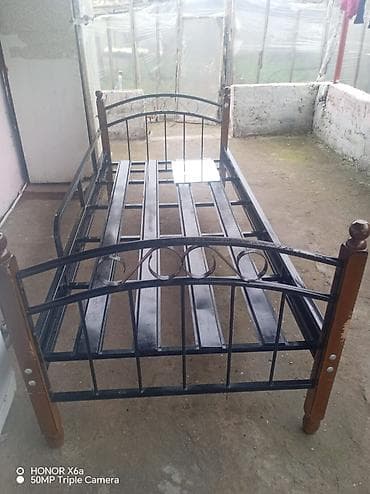 Təknəfərlik çarpayı, Bazasız, Matrassız, Siyirməsiz