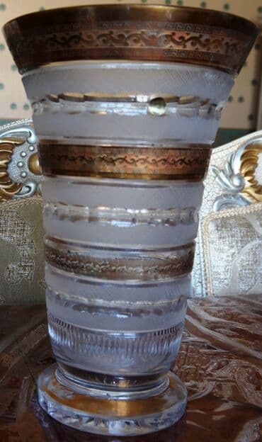 Güldan Bohemia Tərkibi 24% massikot mineraldan (PbO) ibarət xrustal