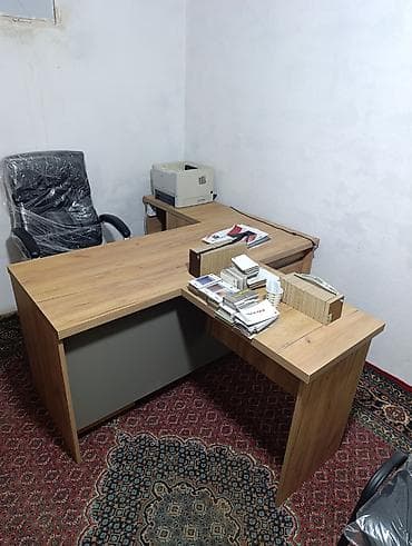 ofis proqramlari kurslari: Ofis müdür masası — 2