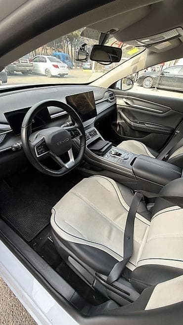 BYD Qin Plus: 1.5 л | 2025 г. 31000 км Седан — 4