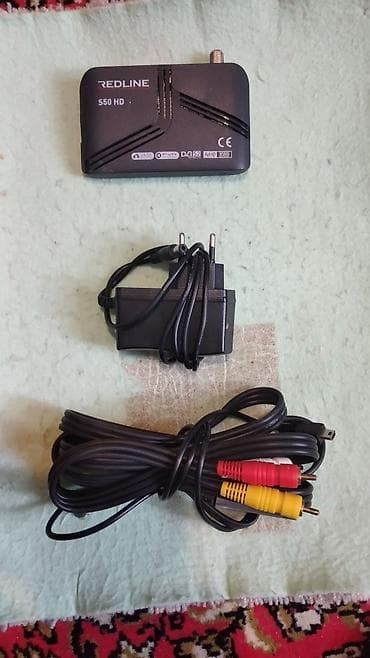 suretler qutusu ustasi: REDLINE S50 HD peyk qəbuledicisi
tlvizir apart — 1