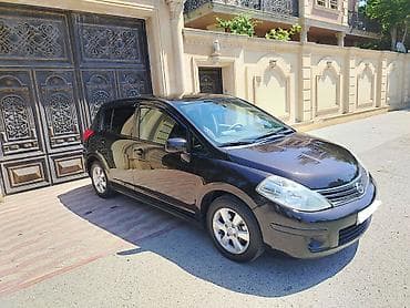 2000 e46 bmw: Nissan Tiida: 1.6 l | 2011 il Hetçbek — 3