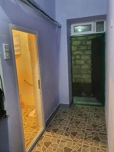 otaq studiya: 25 kv. m, 1 otaqlı, İşıq — 4