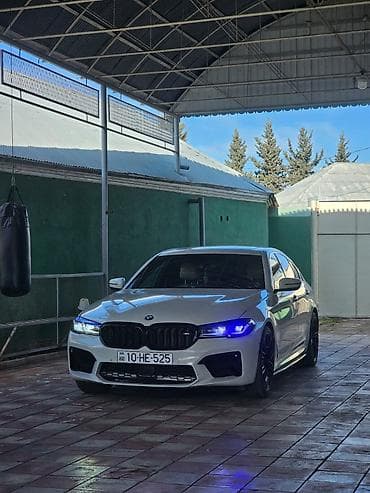 bmw m3 gtr: BMW 5 series: 2 l | 2017 il Sedan — 1