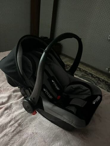 Nənnilər: Körpə avtomobil oturacağı tecili satilir.İki defe istifade olunub — 3