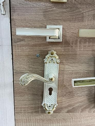 qül: Qapı dəstəyi və kilid komplekti Məhsul təsviri: - Daxili və giriş — 10