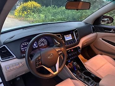 Hyundai Tucson: 1.6 l | 2017 il Ofrouder/SUV — 10