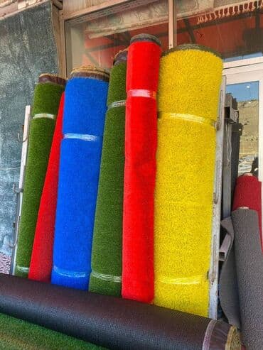 suni ot ortuyu qiymeti: Məhsul: Rəngli süni ot örtüyü rulonları Təsvir: - Yüksək sıxlıqlı — 1