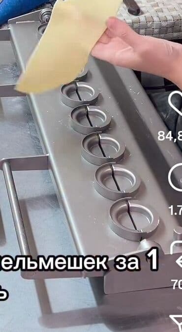 yarı tikli: Yarim fabrikat uçun duşbərə gurcu xinğal və dolmalar sirniki kotlet və — 1