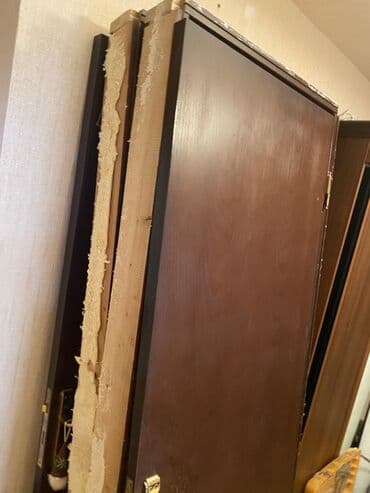 Напольные покрытия: Для спальни Б/у Межкомнатная дверь 90х200 см С замком, Без гарантии, Самовывоз — 2