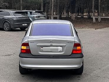 disk r17: Opel Vectra: 2 л | 1997 г. 323000 км Седан — 3