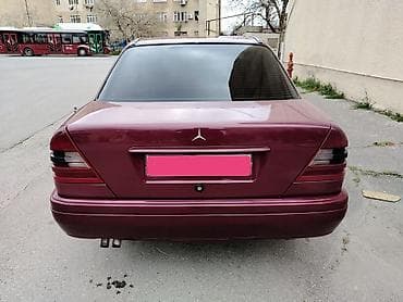 mercedes s 500: Mercedes-Benz C-Class: 1.8 l | 1996 il Sedan — 4
