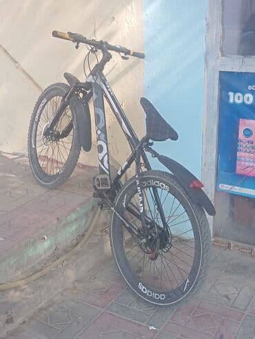 шоссейный велосипед: İşlənmiş Şəhər velosipedi Adidas, 26", sürətlərin sayı: 7, Pulsuz çatdırılma — 2