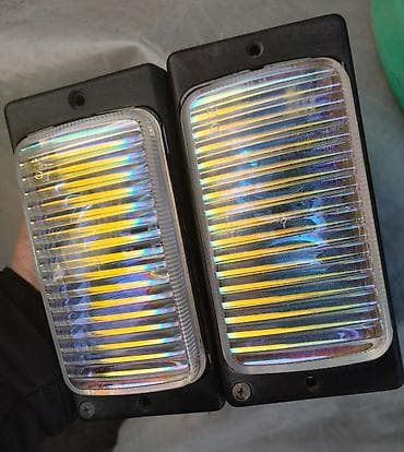 Məhsul: müxtəlif texniki və vintage əşyalar dəsti - Cüt faralı işıq