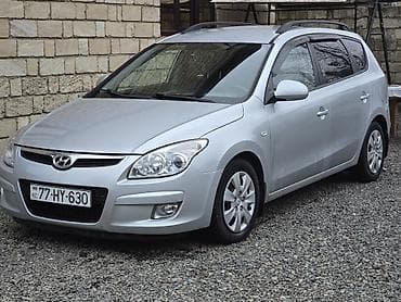 volkswagen golf 4: Hyundai i30: 1.6 l | 2009 il Universal — 1