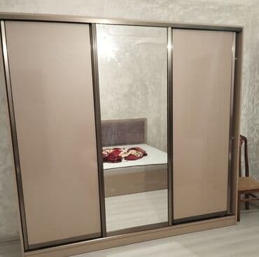 asperatorlar: Ağ rəngdə olan mətbəx mebeli dəsti. Qaz plitəsi və aspirator üçün — 20